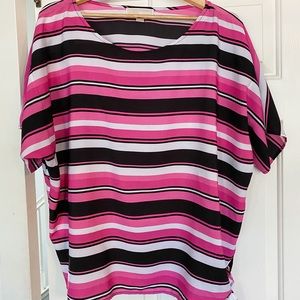 Michael Kors blouse size XL. Side tie bottom.